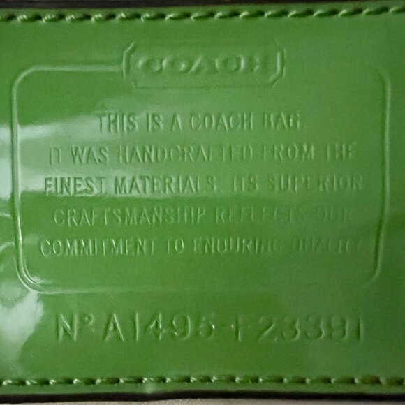 Coach Poppy Cream and Green Tote with Signature Design - Picture 4 of 7